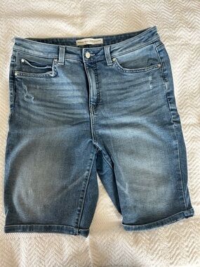 Denver Hayes Light Blue Denim Bermuda Shorts